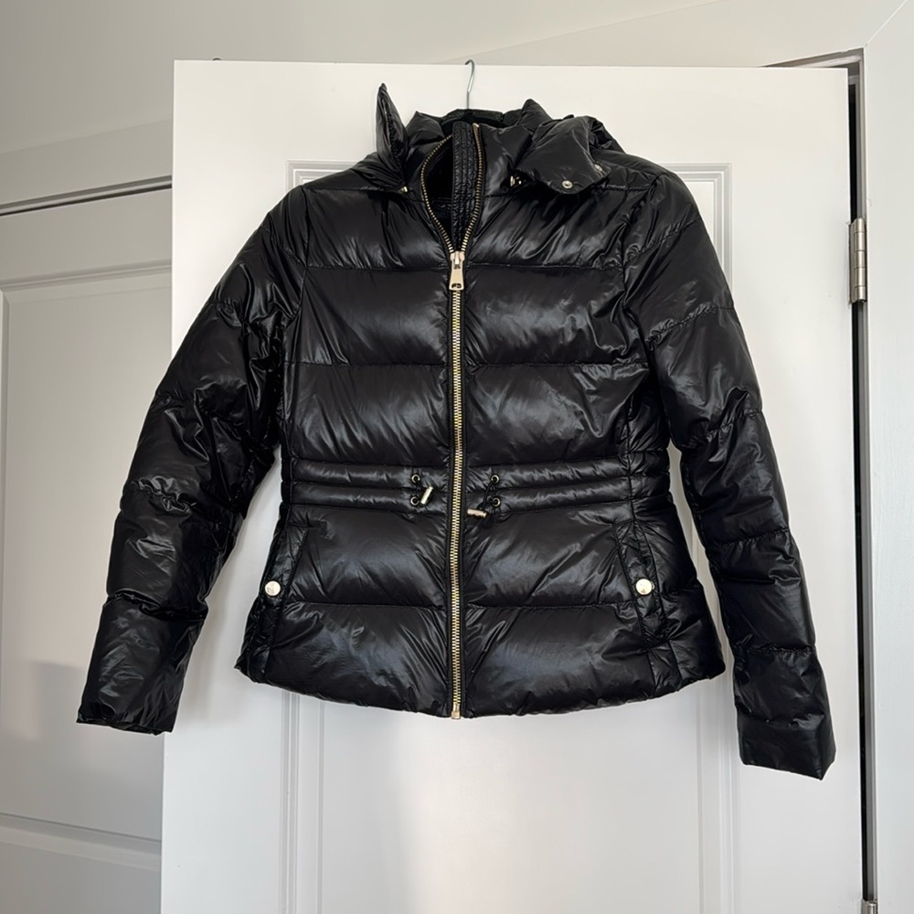 Zara PufferJacket Black with Detachable Hood in Size small